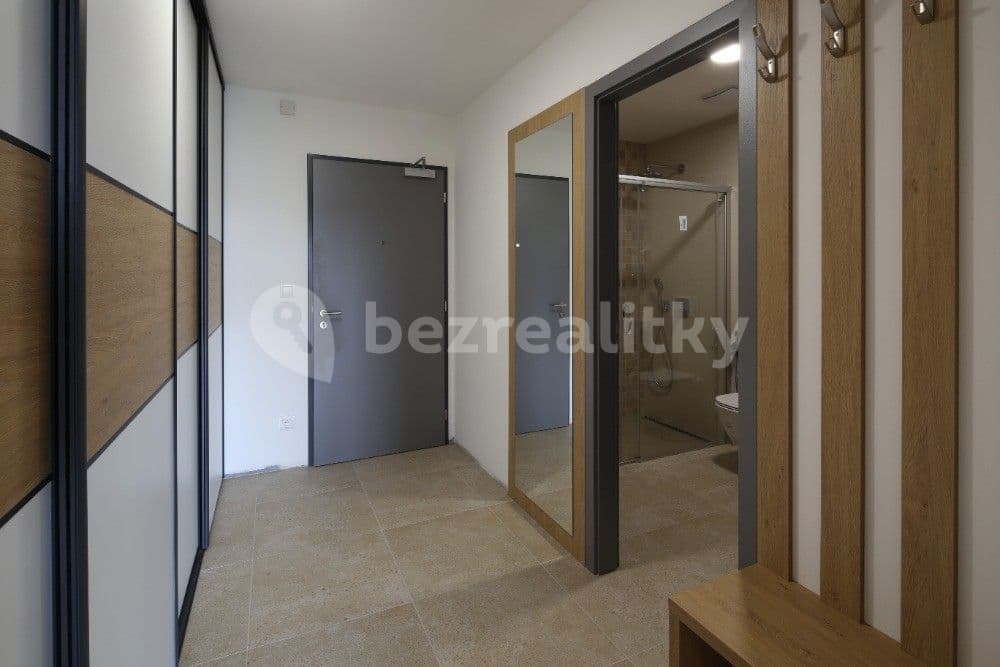 Prenájom bytu 1-izbový 42 m², Kamýcká, Praha, Praha Prenájom bytu 1-izbový 42 m², Kamýcká, Praha, Praha