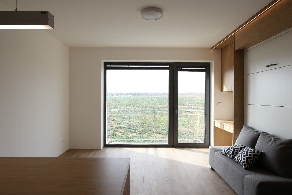 Prenájom bytu 1-izbový 42 m², Kamýcká, Praha, Praha Prenájom bytu 1-izbový 42 m², Kamýcká, Praha, Praha