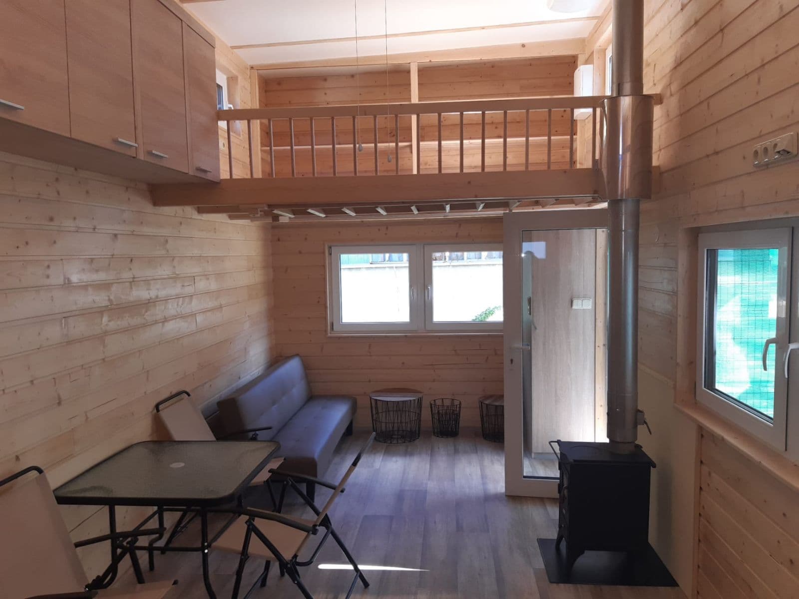Prenájom domu 49 m², pozemok 300 m², Na Jitřence, Praha, Praha Prenájom domu 49 m², pozemok 300 m², Na Jitřence, Praha, Praha