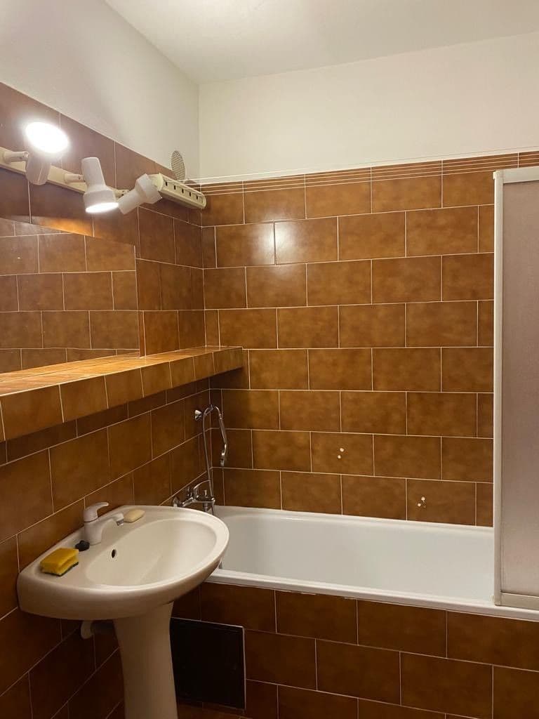 Prenájom bytu 2-izbový 85 m², Lonkova, Pardubice, Pardubický kraj Prenájom bytu 2-izbový 85 m², Lonkova, Pardubice, Pardubický kraj