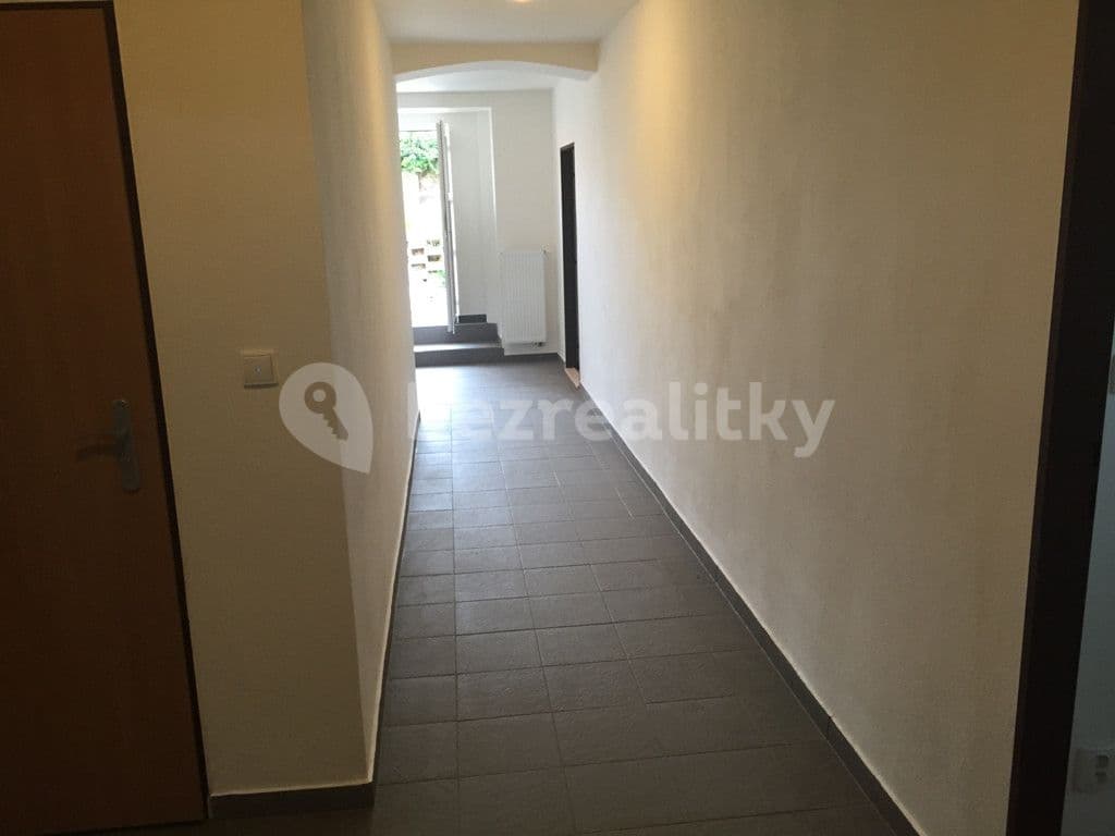 Prenájom bytu 1-izbový 20 m², K Lochkovu, Praha, Praha Prenájom bytu 1-izbový 20 m², K Lochkovu, Praha, Praha