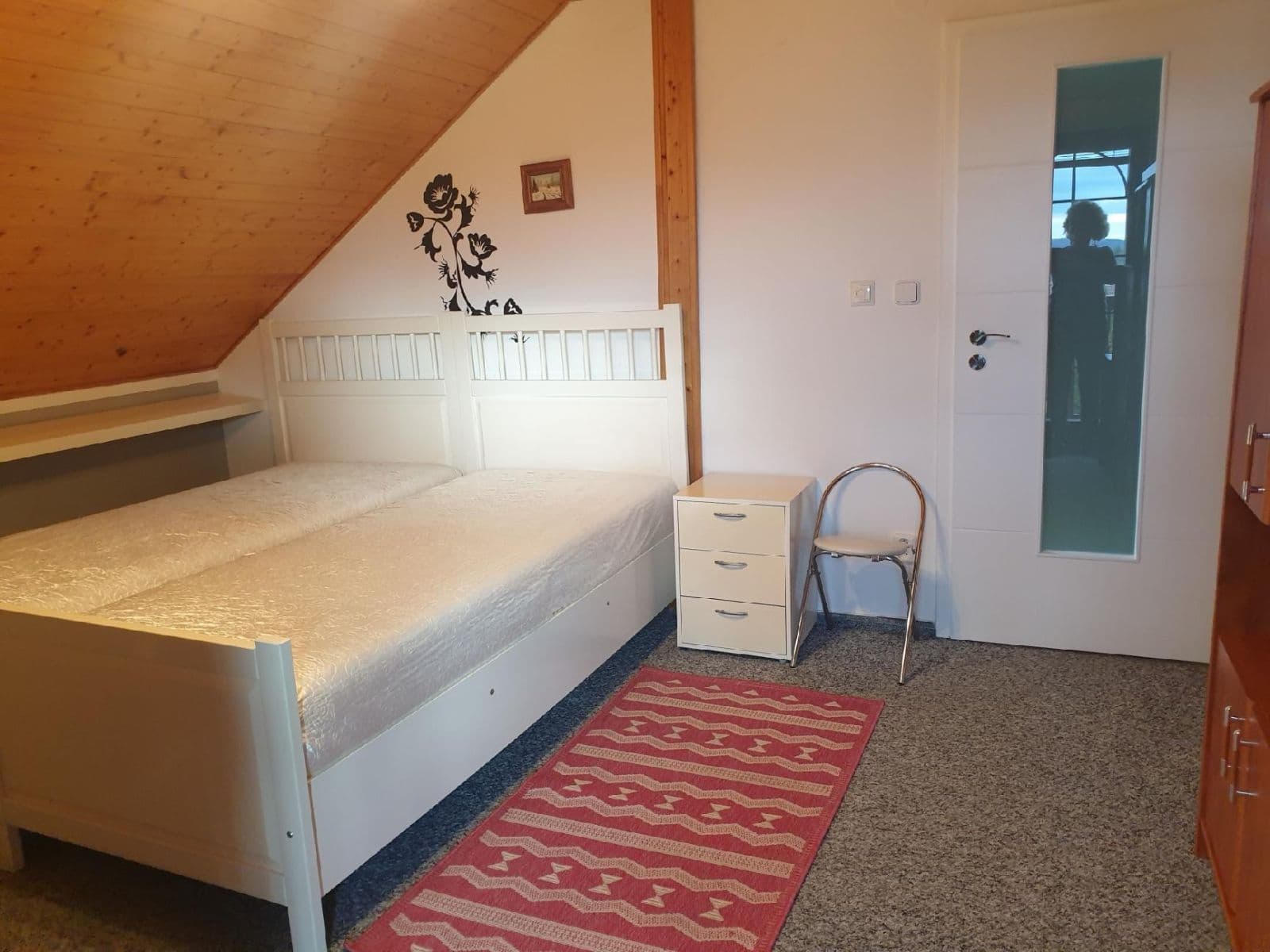 Prenájom bytu 3-izbový 75 m², U Pošty, Zvole, Středočeský kraj Prenájom bytu 3-izbový 75 m², U Pošty, Zvole, Středočeský kraj