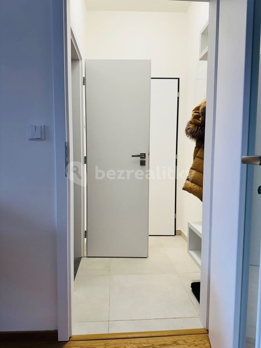 Prenájom bytu 1-izbový 20 m², Na Neklance, Praha, Praha Prenájom bytu 1-izbový 20 m², Na Neklance, Praha, Praha