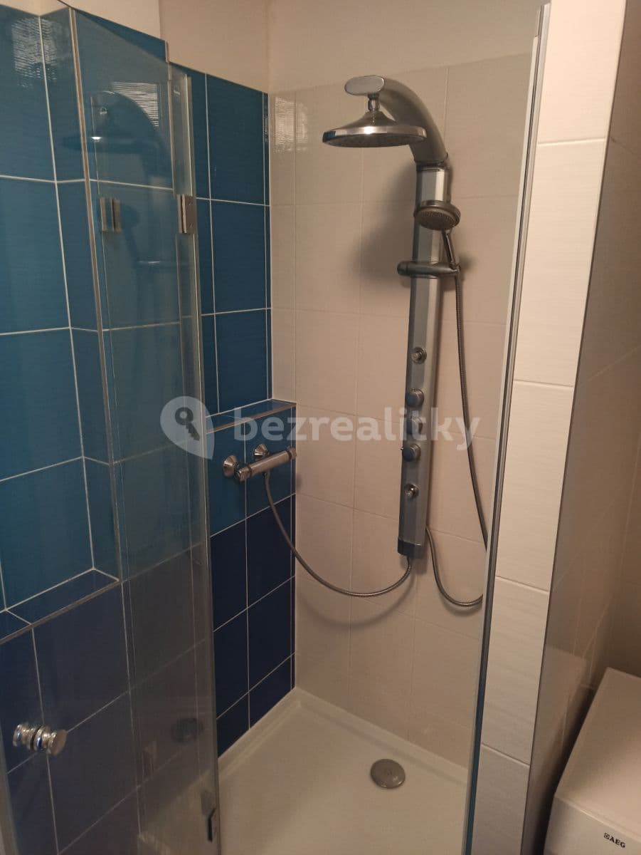 Prenájom bytu 3-izbový 66 m², Jurkovičova, Praha, Praha Prenájom bytu 3-izbový 66 m², Jurkovičova, Praha, Praha