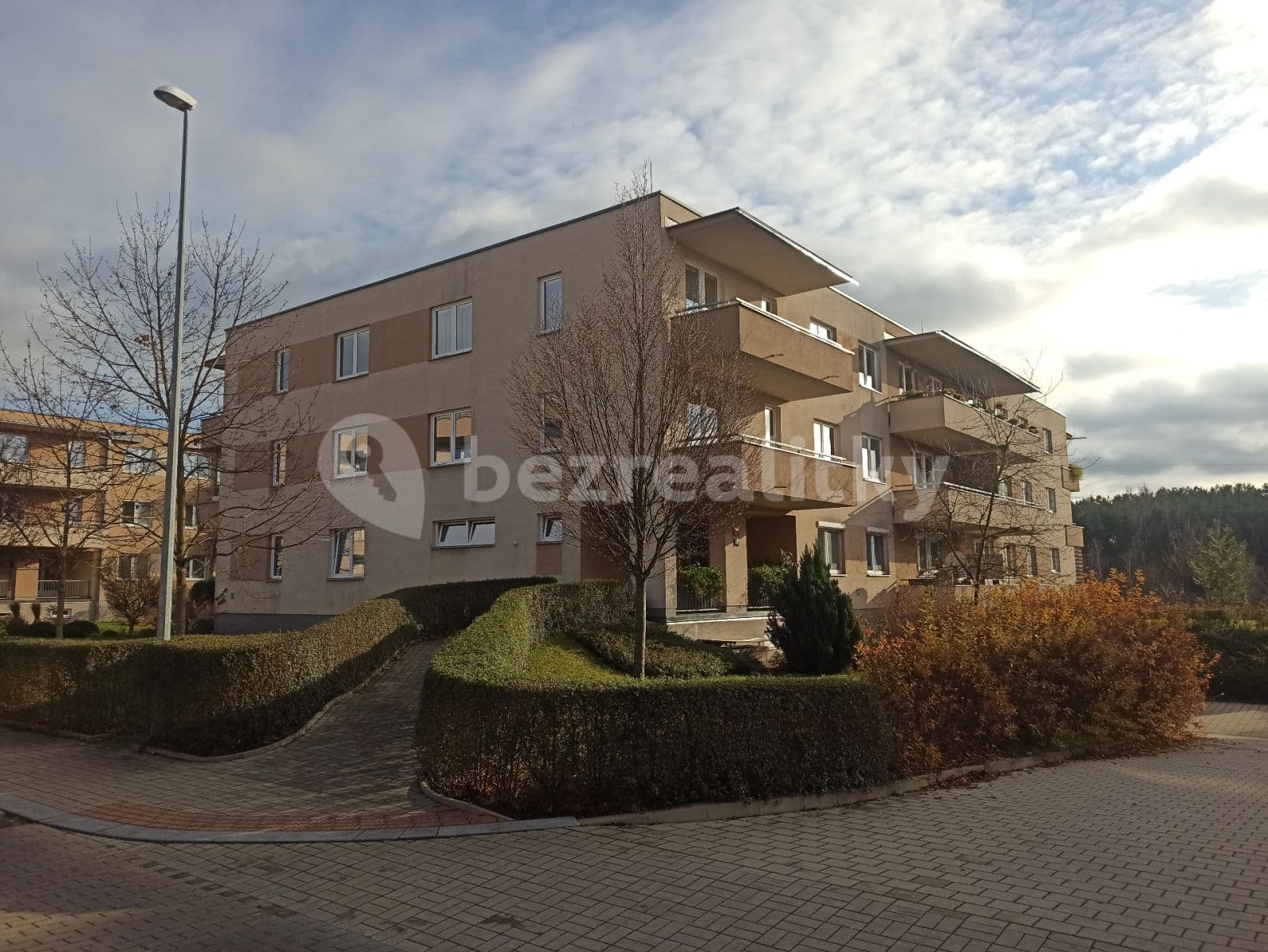 Prenájom bytu 3-izbový 66 m², Jurkovičova, Praha, Praha Prenájom bytu 3-izbový 66 m², Jurkovičova, Praha, Praha