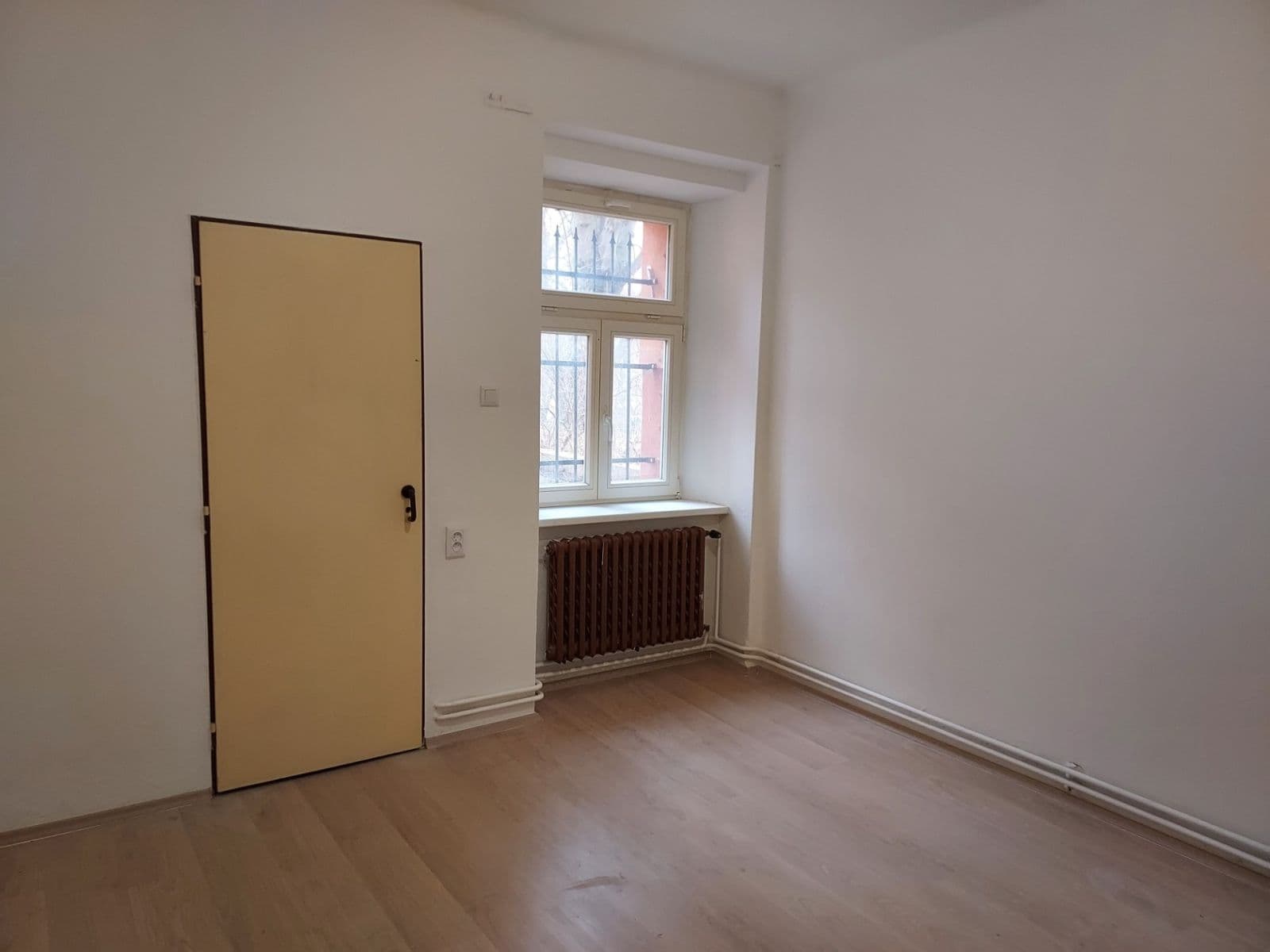 Prenájom bytu 3-izbový 65 m², U Vinohradské nemocnice, Praha, Praha Prenájom bytu 3-izbový 65 m², U Vinohradské nemocnice, Praha, Praha