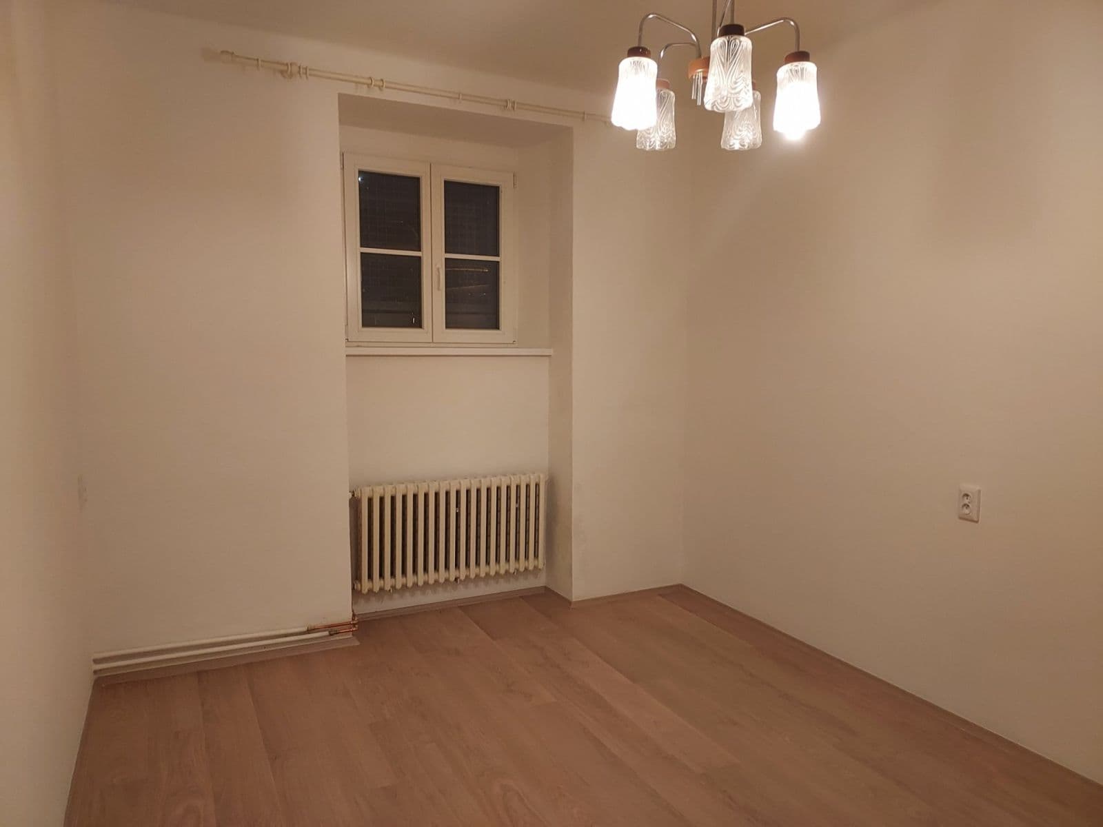 Prenájom bytu 3-izbový 65 m², U Vinohradské nemocnice, Praha, Praha Prenájom bytu 3-izbový 65 m², U Vinohradské nemocnice, Praha, Praha