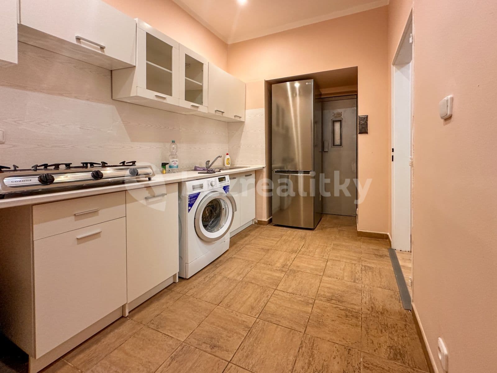 Prenájom bytu 2-izbový 76 m², nábřeží Jana Palacha, Karlovy Vary, Karlovarský kraj Prenájom bytu 2-izbový 76 m², nábřeží Jana Palacha, Karlovy Vary, Karlovarský kraj