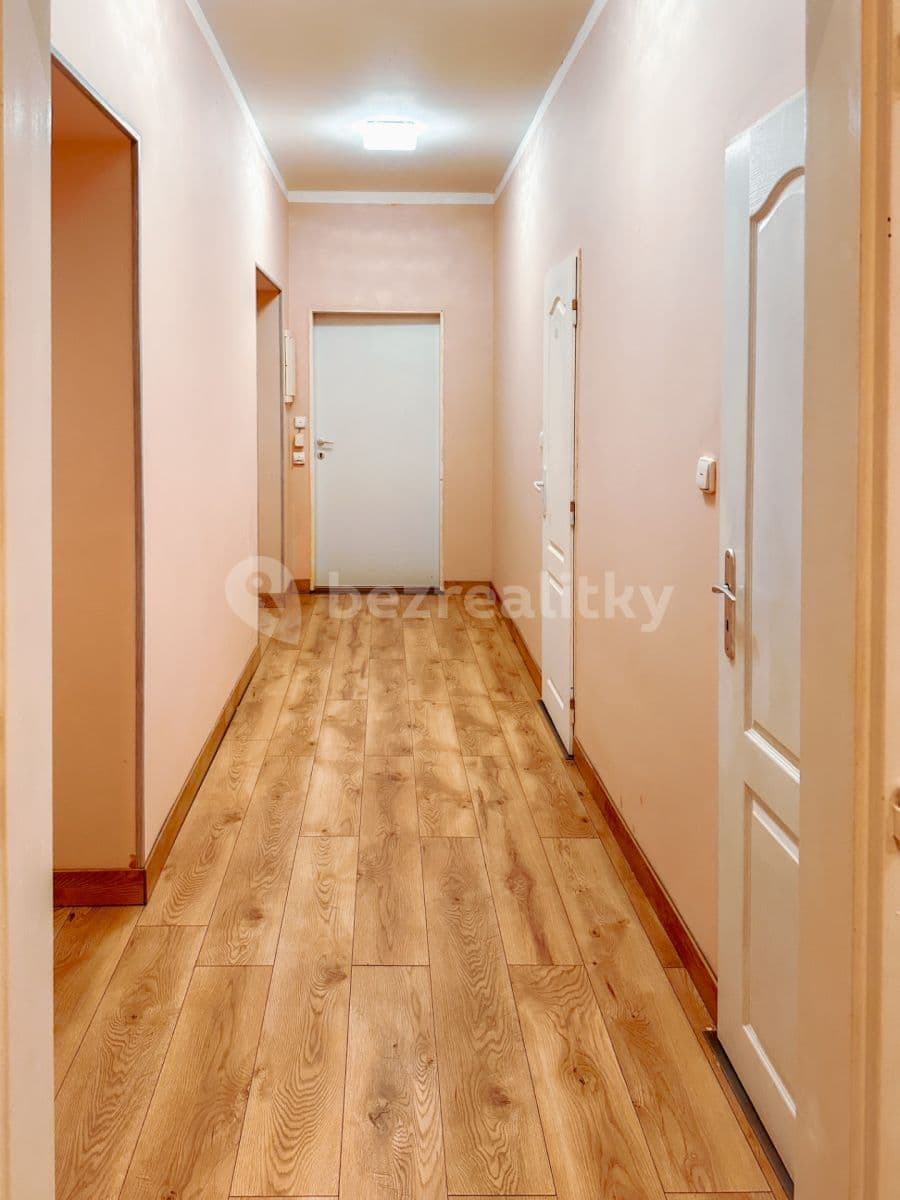 Prenájom bytu 2-izbový 76 m², nábřeží Jana Palacha, Karlovy Vary, Karlovarský kraj Prenájom bytu 2-izbový 76 m², nábřeží Jana Palacha, Karlovy Vary, Karlovarský kraj