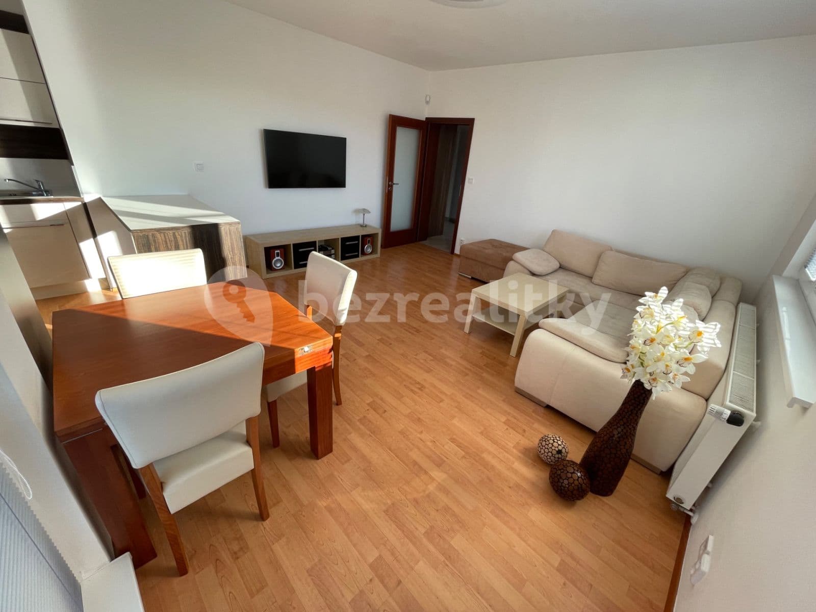 Prenájom bytu 2-izbový 59 m², Žampiónová, Praha, Praha Prenájom bytu 2-izbový 59 m², Žampiónová, Praha, Praha