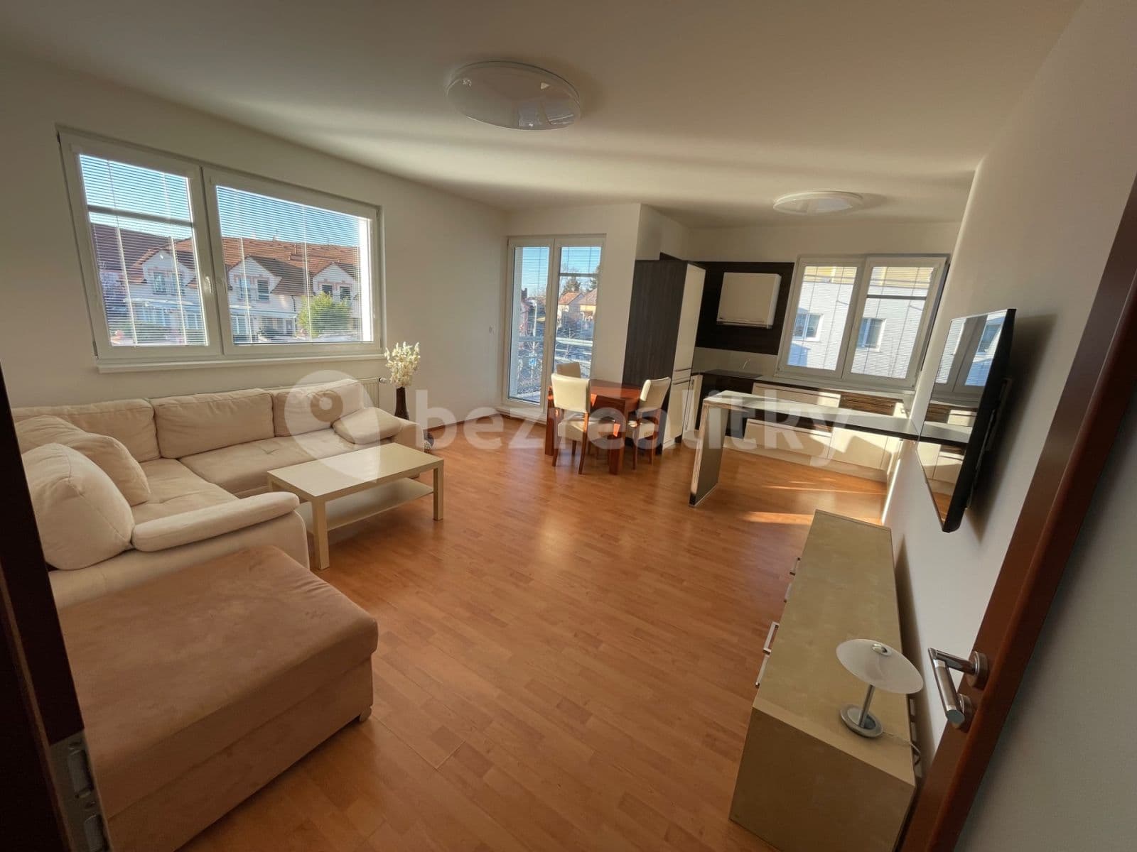 Prenájom bytu 2-izbový 59 m², Žampiónová, Praha, Praha Prenájom bytu 2-izbový 59 m², Žampiónová, Praha, Praha
