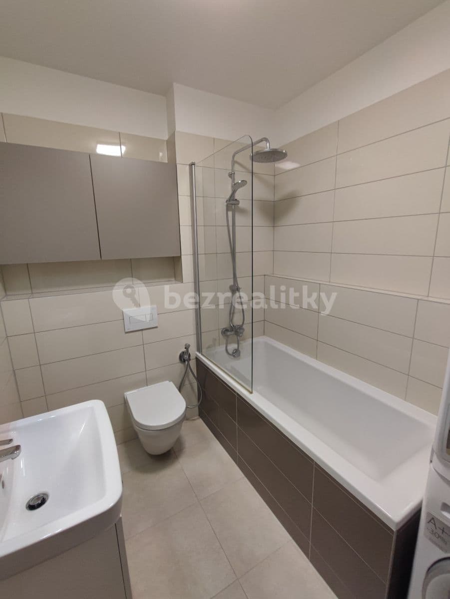 Prenájom bytu 2-izbový 58 m², K Vystrkovu, Praha, Praha Prenájom bytu 2-izbový 58 m², K Vystrkovu, Praha, Praha