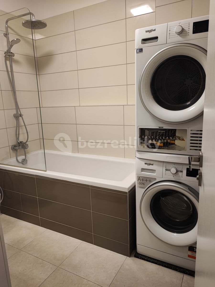 Prenájom bytu 2-izbový 58 m², K Vystrkovu, Praha, Praha Prenájom bytu 2-izbový 58 m², K Vystrkovu, Praha, Praha