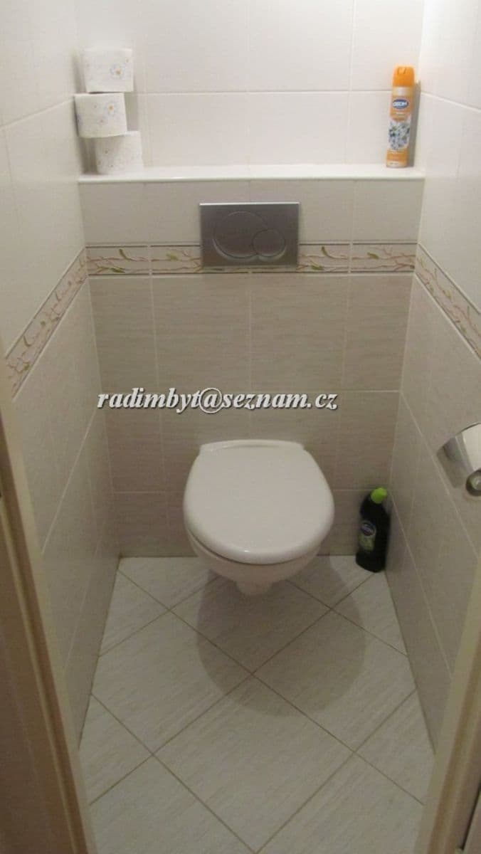 Prenájom bytu 4-izbový 90 m², Radimovická, Praha, Praha Prenájom bytu 4-izbový 90 m², Radimovická, Praha, Praha