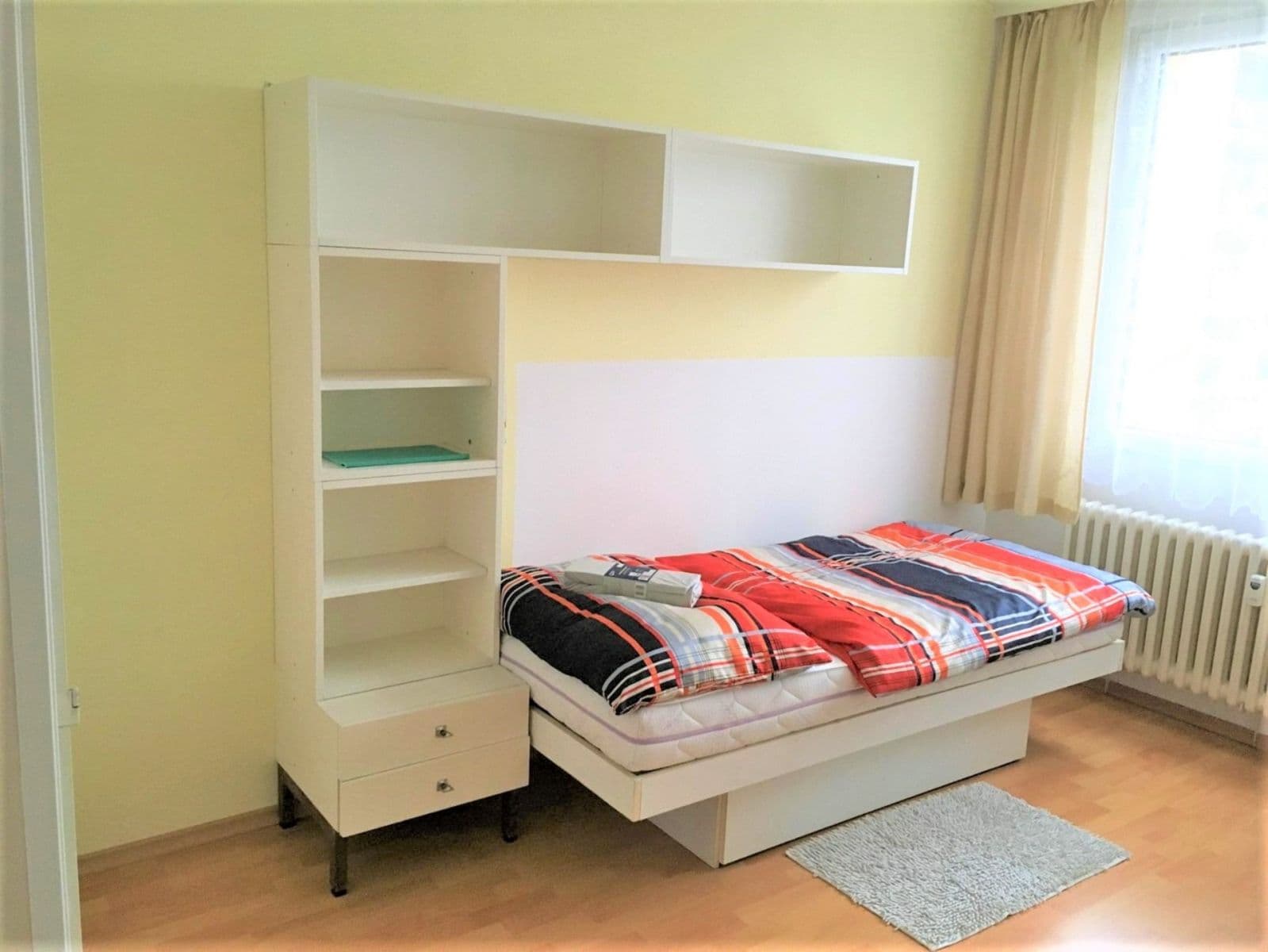 Prenájom bytu 4-izbový 90 m², Radimovická, Praha, Praha Prenájom bytu 4-izbový 90 m², Radimovická, Praha, Praha