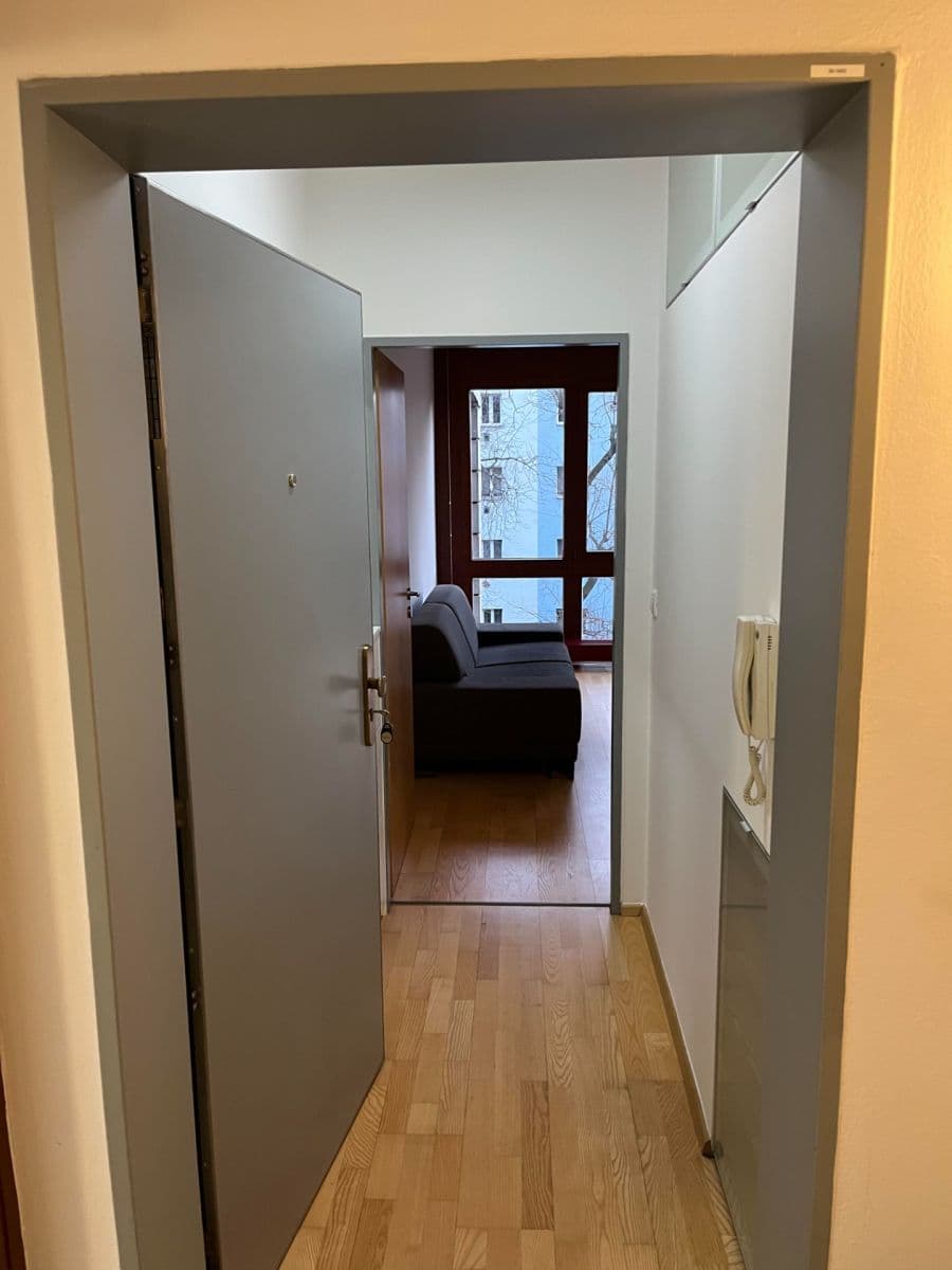 Prenájom bytu 2-izbový 54 m², Novákových, Praha, Praha Prenájom bytu 2-izbový 54 m², Novákových, Praha, Praha