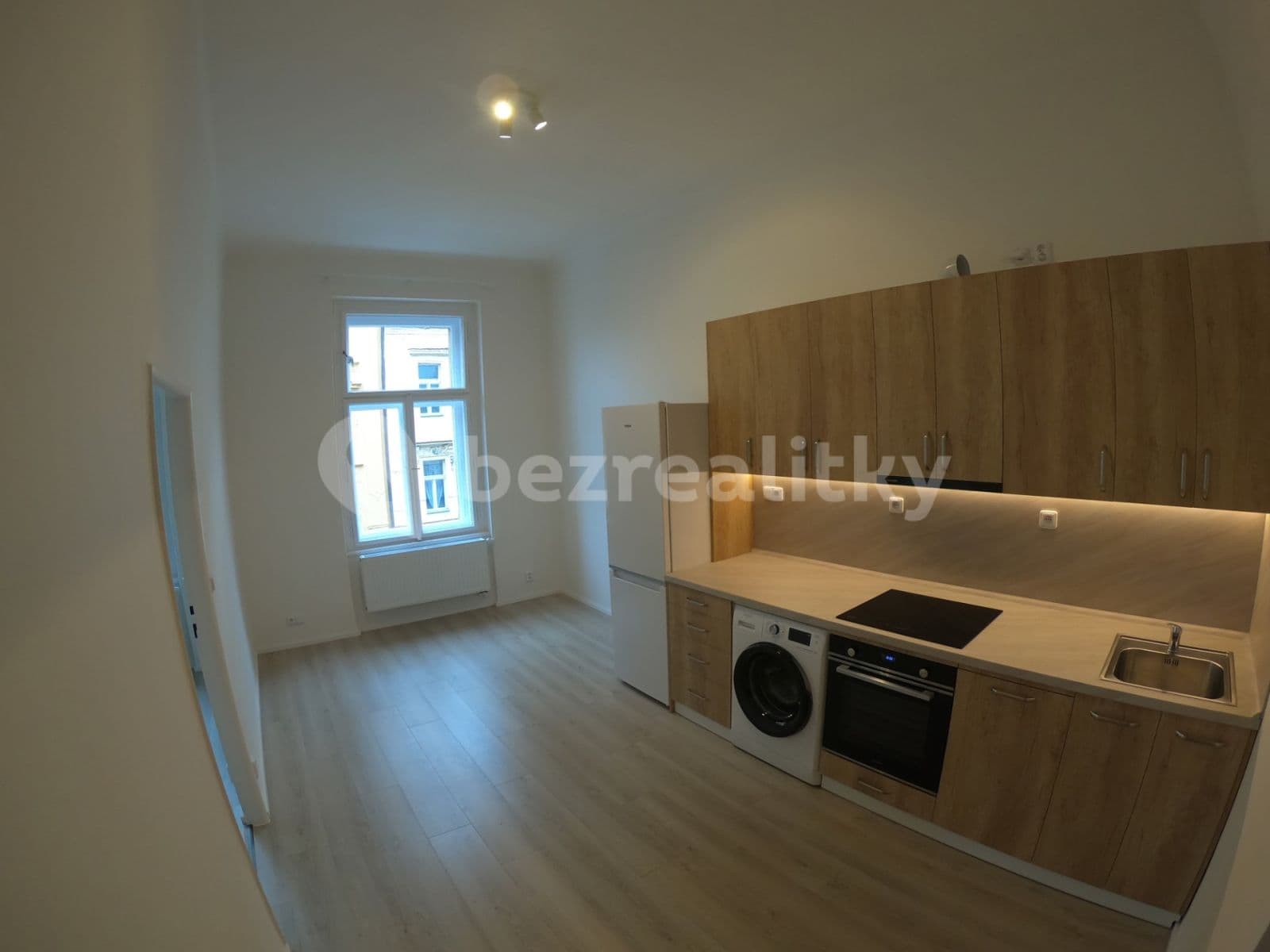 Prenájom bytu 2-izbový 46 m², Boleslavova, Praha, Praha Prenájom bytu 2-izbový 46 m², Boleslavova, Praha, Praha