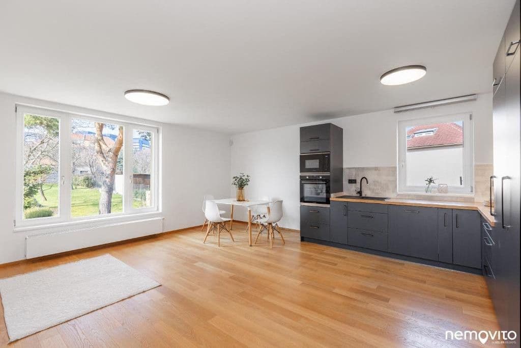 Prenájom bytu 140 m², U Hrušky, Praha, Praha Prenájom bytu 140 m², U Hrušky, Praha, Praha