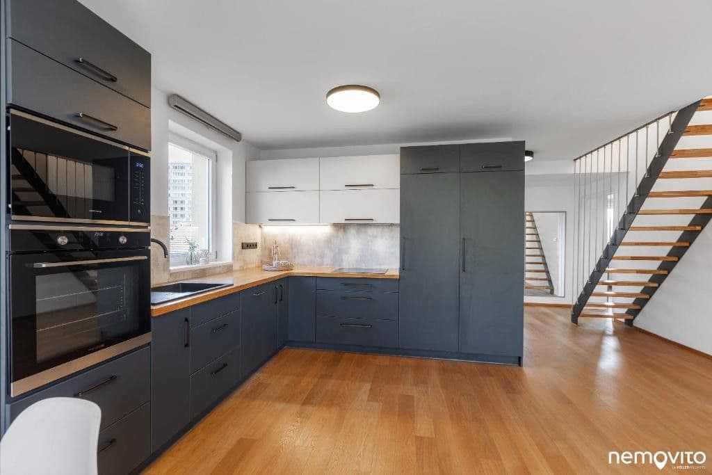 Prenájom bytu 140 m², U Hrušky, Praha, Praha Prenájom bytu 140 m², U Hrušky, Praha, Praha