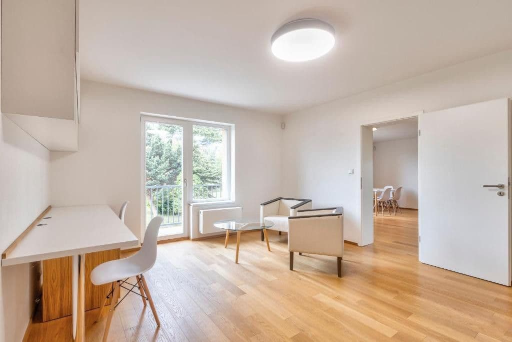Prenájom bytu 140 m², U Hrušky, Praha, Praha Prenájom bytu 140 m², U Hrušky, Praha, Praha