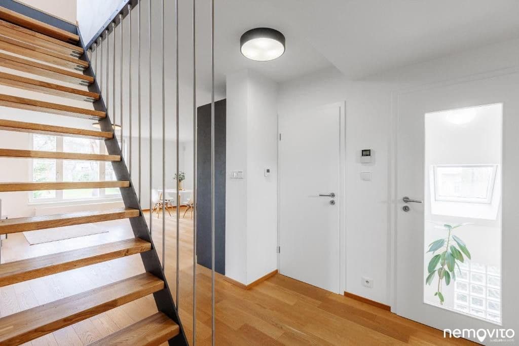 Prenájom bytu 140 m², U Hrušky, Praha, Praha Prenájom bytu 140 m², U Hrušky, Praha, Praha