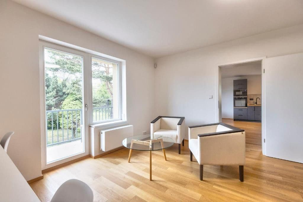 Prenájom bytu 140 m², U Hrušky, Praha, Praha Prenájom bytu 140 m², U Hrušky, Praha, Praha
