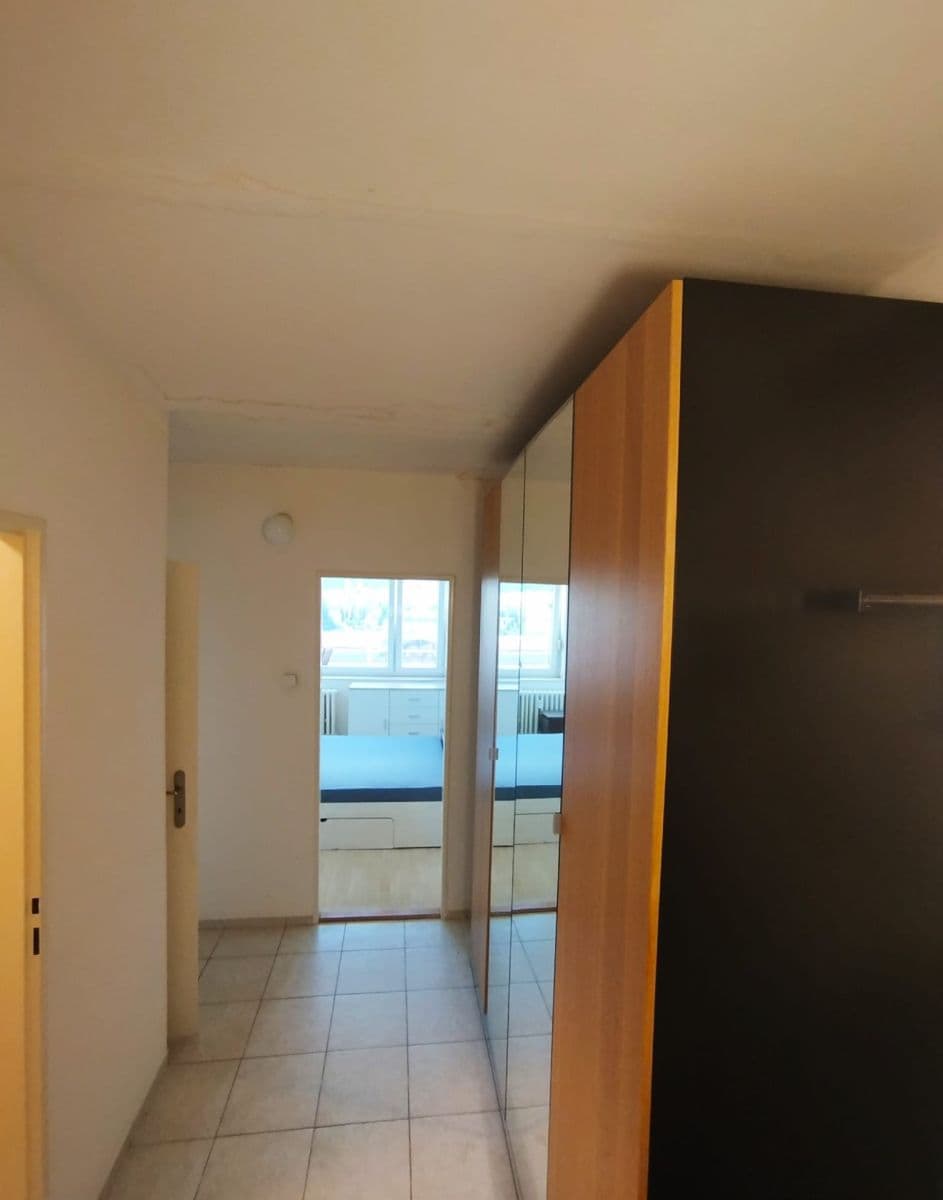 Prenájom bytu 2-izbový 50 m², Jateční, Praha, Praha Prenájom bytu 2-izbový 50 m², Jateční, Praha, Praha