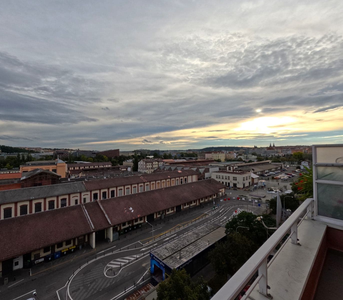 Prenájom bytu 2-izbový 50 m², Jateční, Praha, Praha Prenájom bytu 2-izbový 50 m², Jateční, Praha, Praha