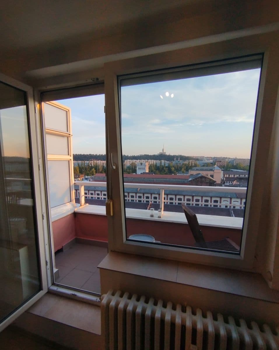 Prenájom bytu 2-izbový 50 m², Jateční, Praha, Praha Prenájom bytu 2-izbový 50 m², Jateční, Praha, Praha