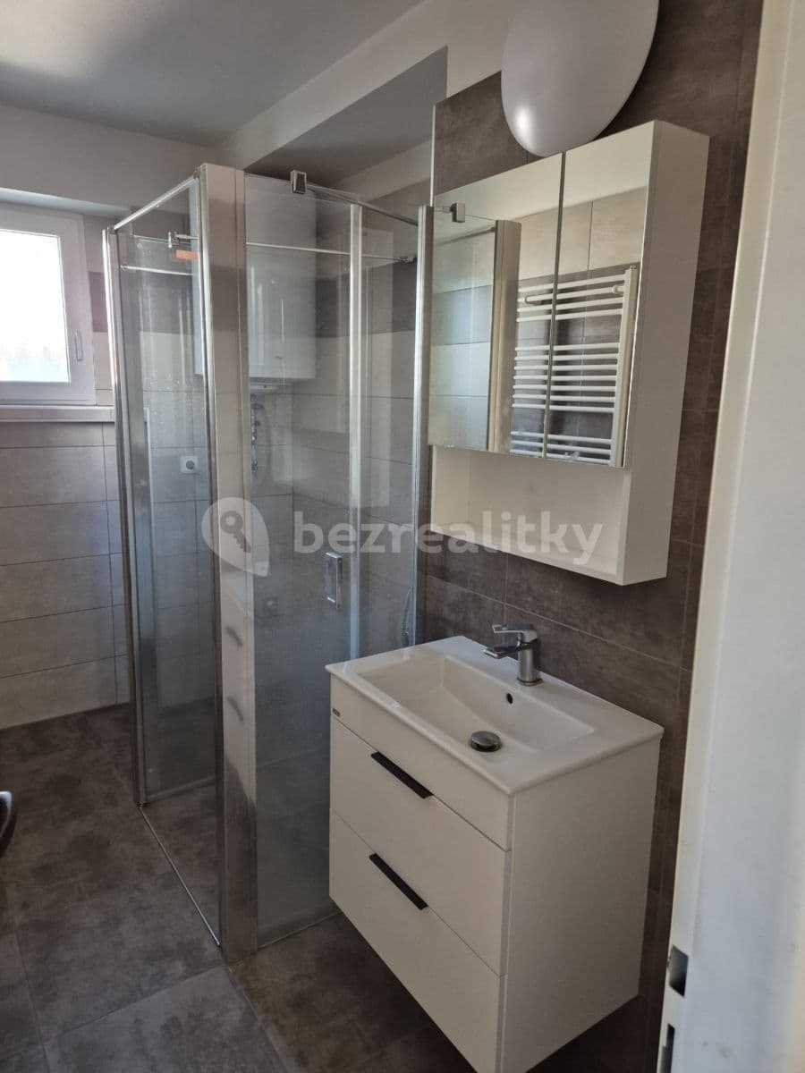Prenájom domu 160 m², pozemek 850 m², Hliníky, Telnice, Jihomoravský kraj Prenájom domu 160 m², pozemek 850 m², Hliníky, Telnice, Jihomoravský kraj