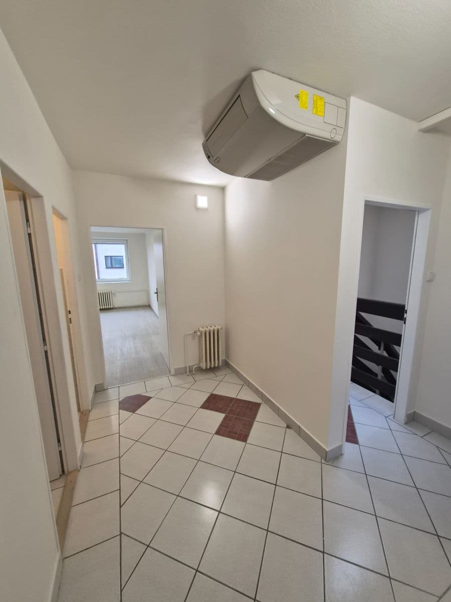 Predaj domu 292 m², pozemok 224 m², Staňkova, Praha, Praha Predaj domu 292 m², pozemok 224 m², Staňkova, Praha, Praha