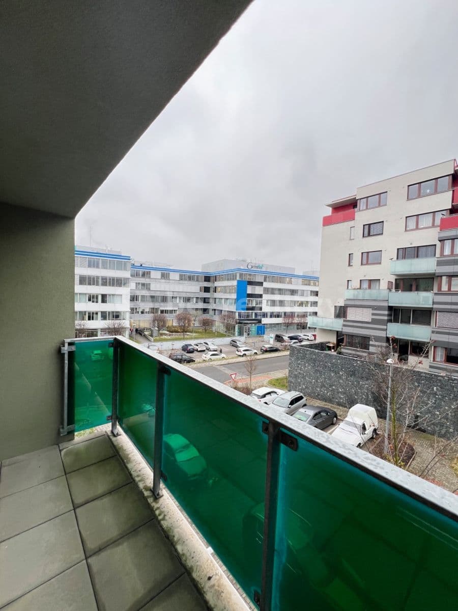 Prenájom bytu 3-izbový 85 m², Otopašská, Praha, Praha Prenájom bytu 3-izbový 85 m², Otopašská, Praha, Praha