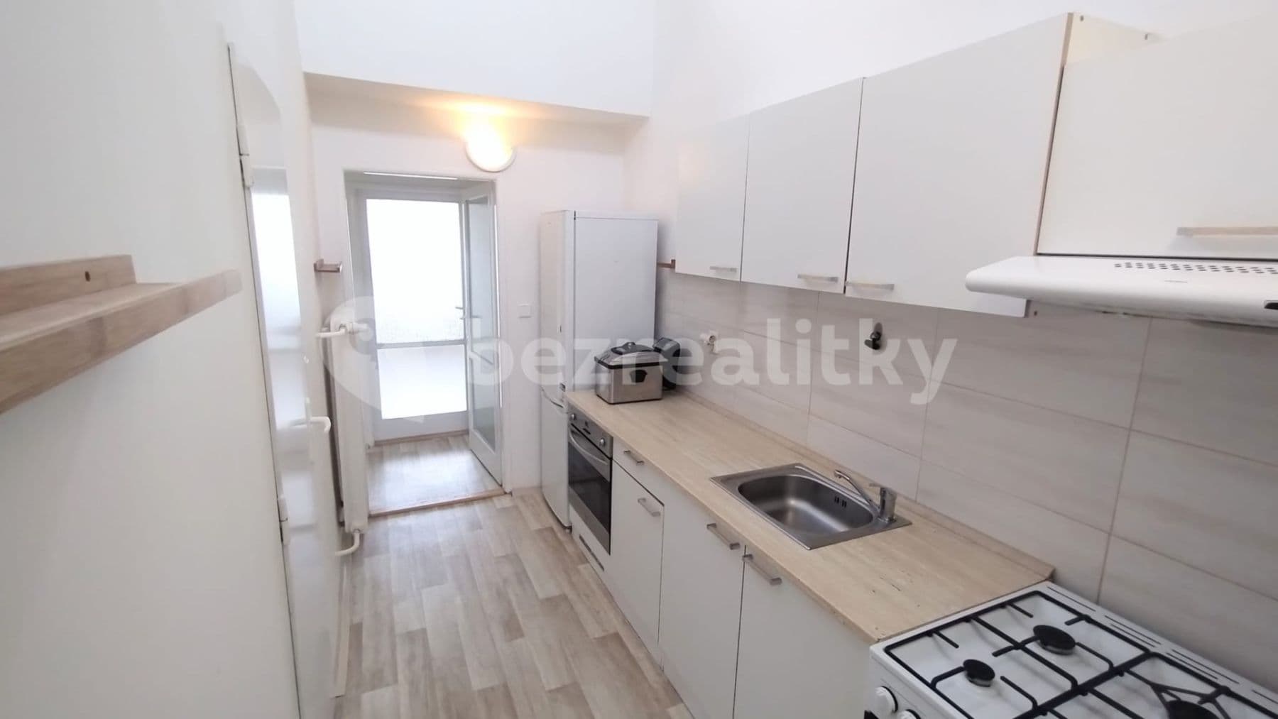 Prenájom bytu 4-izbový 76 m², Ostrava, Moravskoslezský kraj Prenájom bytu 4-izbový 76 m², Ostrava, Moravskoslezský kraj