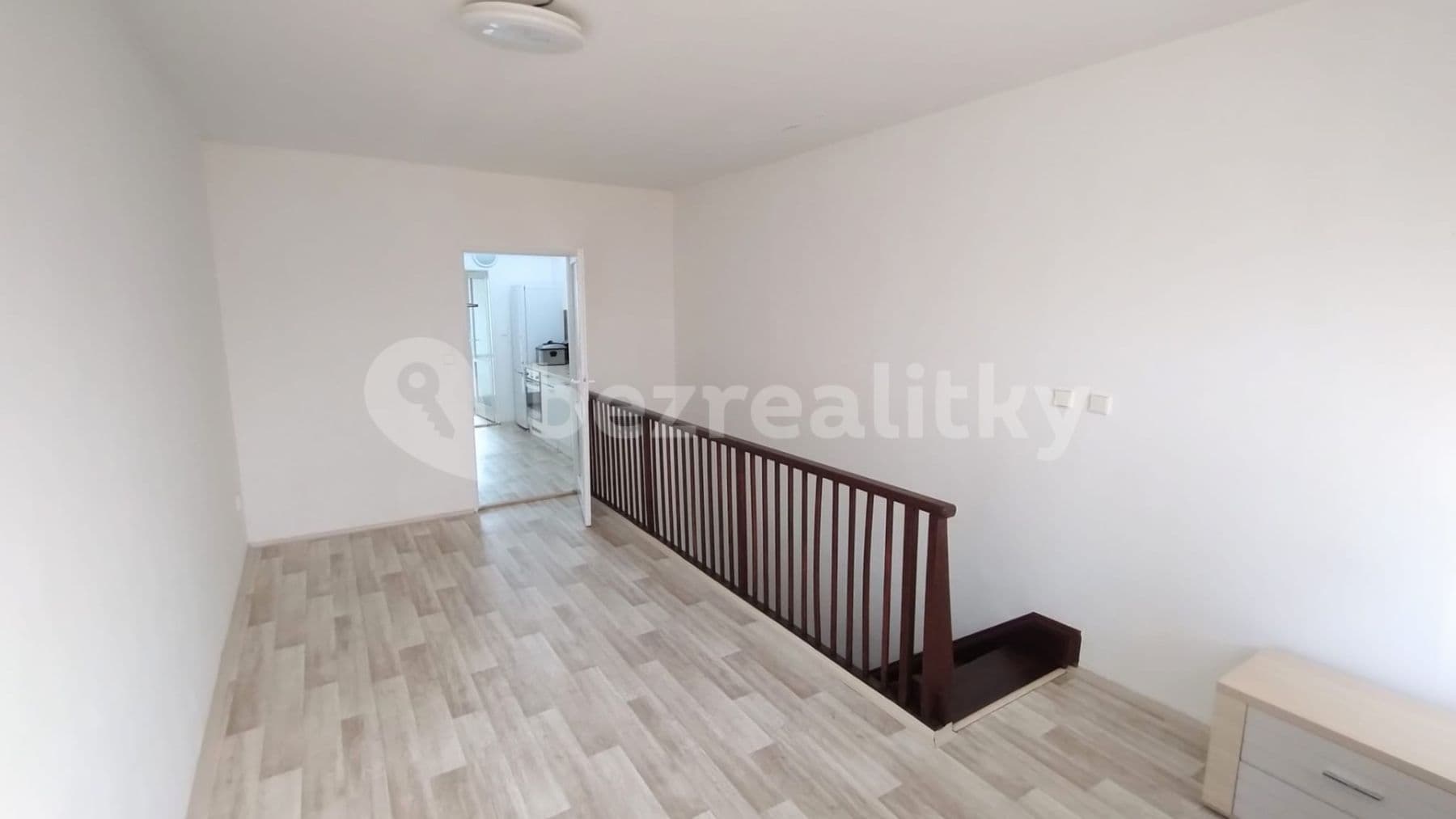 Prenájom bytu 4-izbový 76 m², Ostrava, Moravskoslezský kraj Prenájom bytu 4-izbový 76 m², Ostrava, Moravskoslezský kraj