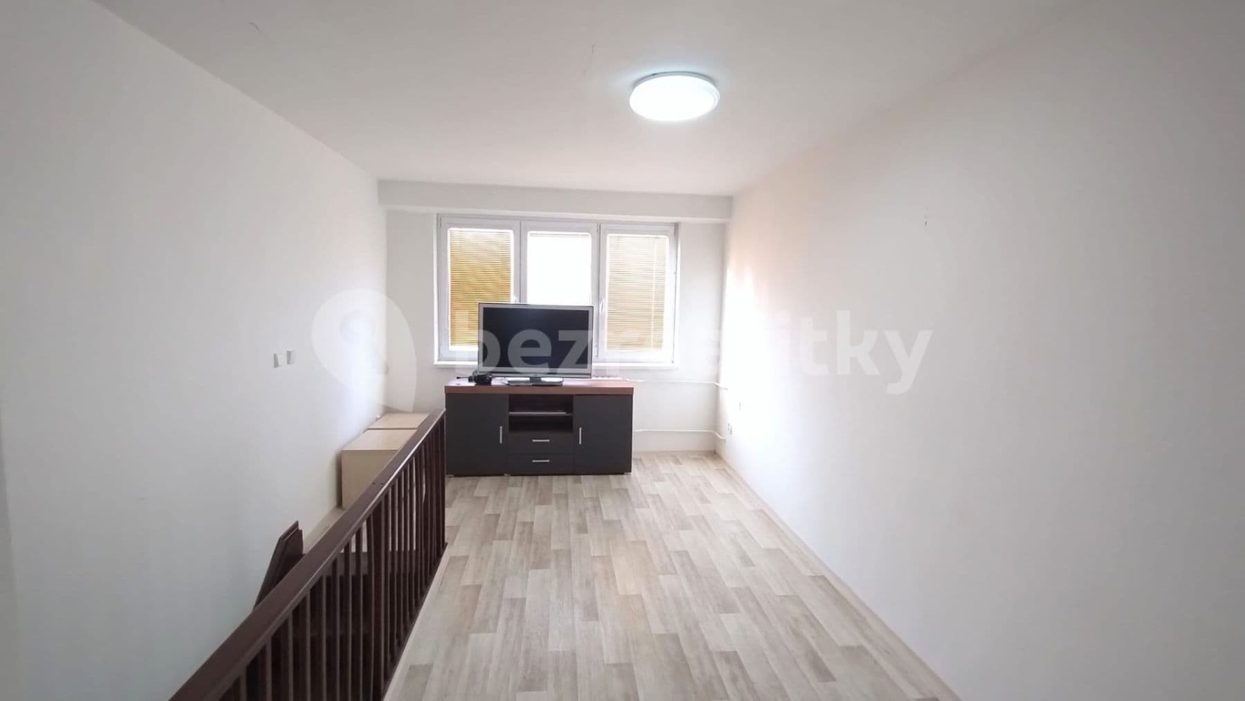 Prenájom bytu 4-izbový 76 m², Ostrava, Moravskoslezský kraj Prenájom bytu 4-izbový 76 m², Ostrava, Moravskoslezský kraj