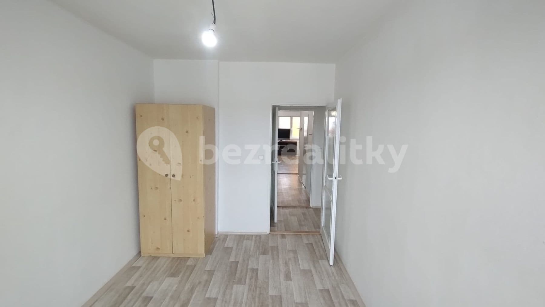Prenájom bytu 4-izbový 76 m², Ostrava, Moravskoslezský kraj Prenájom bytu 4-izbový 76 m², Ostrava, Moravskoslezský kraj