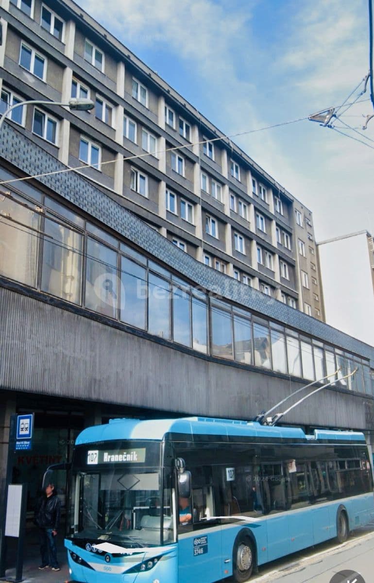 Prenájom bytu 4-izbový 76 m², Ostrava, Moravskoslezský kraj Prenájom bytu 4-izbový 76 m², Ostrava, Moravskoslezský kraj