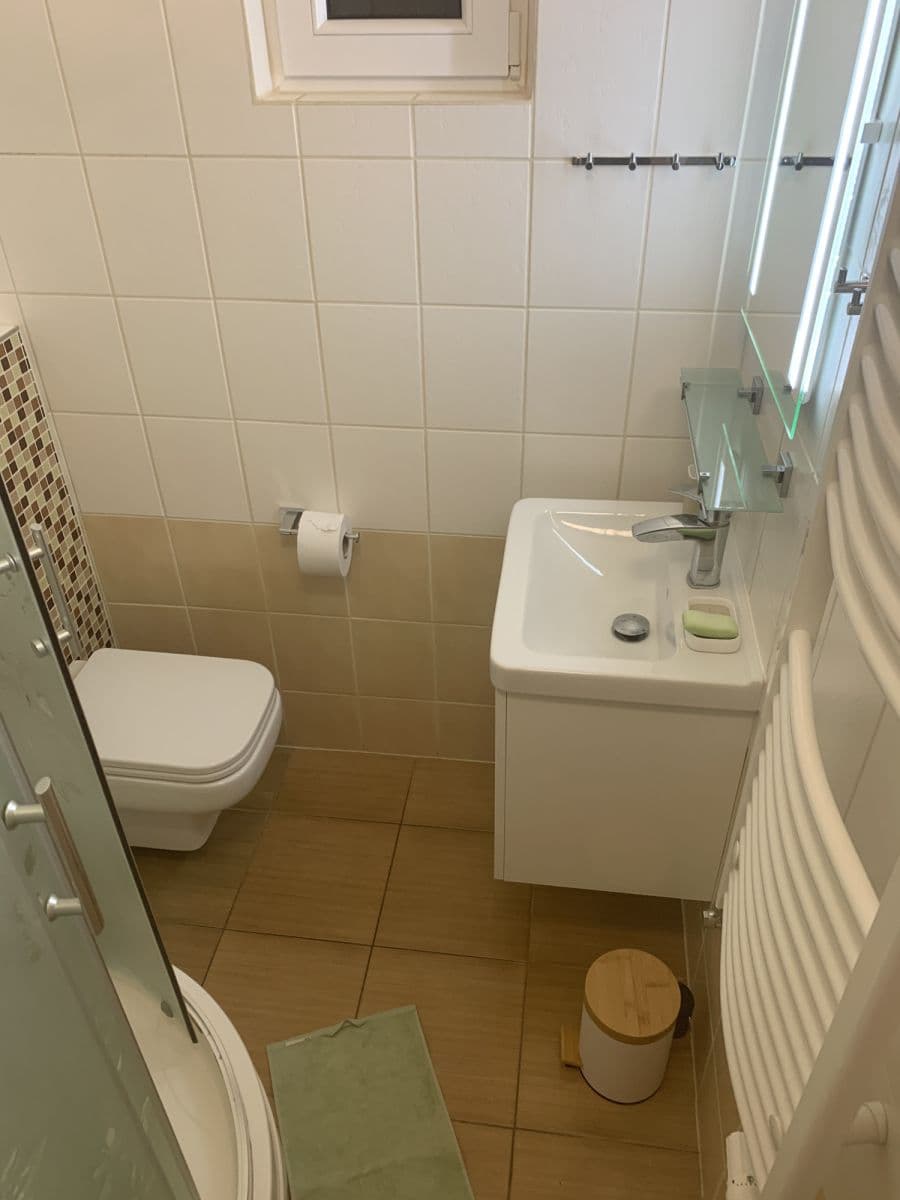 Prenájom bytu 38 m², Počátecká, Praha, Praha Prenájom bytu 38 m², Počátecká, Praha, Praha