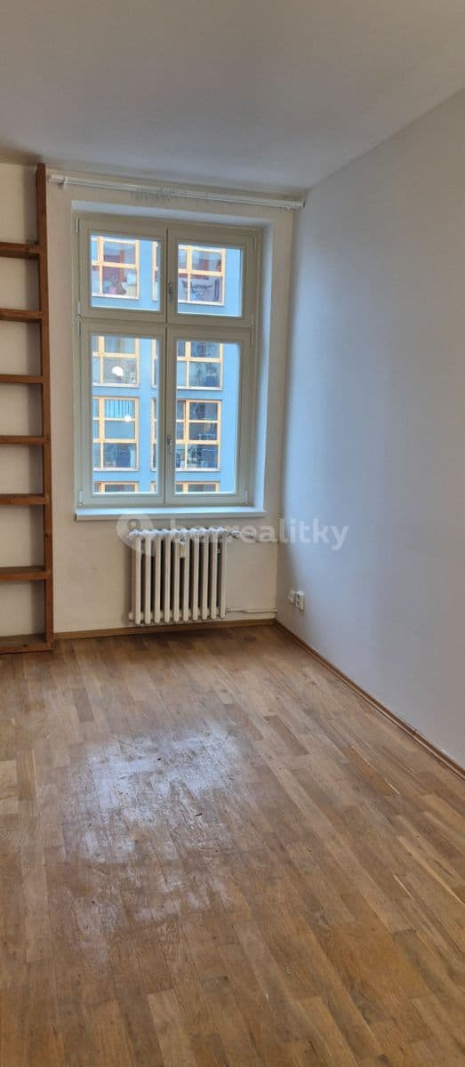 Prenájom bytu 3-izbový 70 m², Sudoměřská, Praha, Praha Prenájom bytu 3-izbový 70 m², Sudoměřská, Praha, Praha