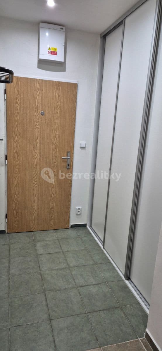 Prenájom bytu 3-izbový 70 m², Sudoměřská, Praha, Praha Prenájom bytu 3-izbový 70 m², Sudoměřská, Praha, Praha