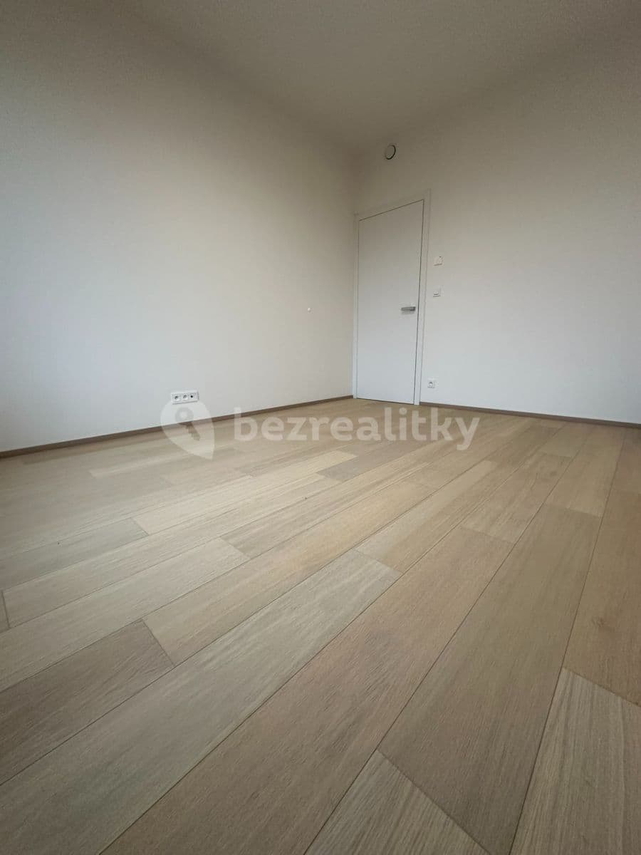 Prenájom bytu 2-izbový 55 m², V Třešňovce, Praha, Praha Prenájom bytu 2-izbový 55 m², V Třešňovce, Praha, Praha