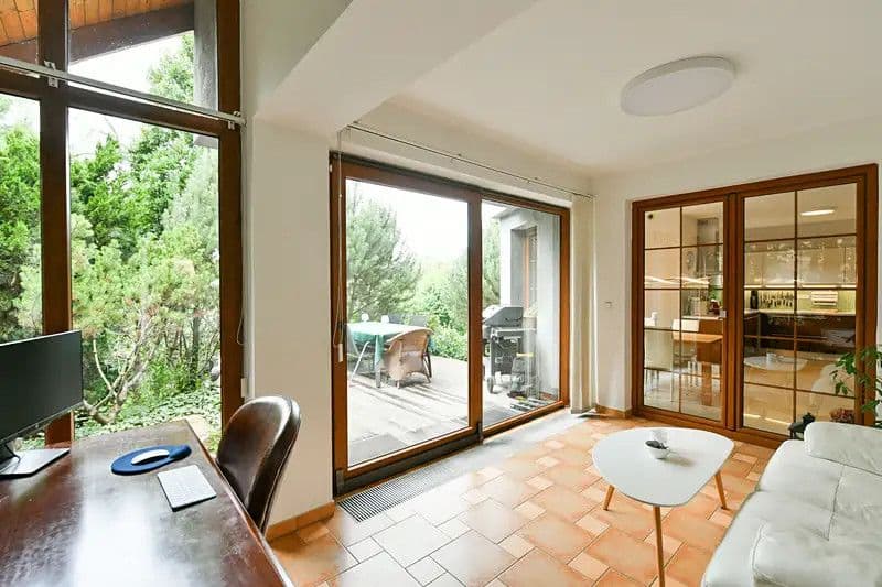 Prenájom bytu 250 m², Na Ježově, Mirošovice, Středočeský kraj Prenájom bytu 250 m², Na Ježově, Mirošovice, Středočeský kraj