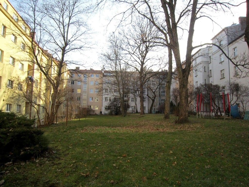 Prenájom bytu 1-izbový 33 m², Terronská, Praha, Praha Prenájom bytu 1-izbový 33 m², Terronská, Praha, Praha