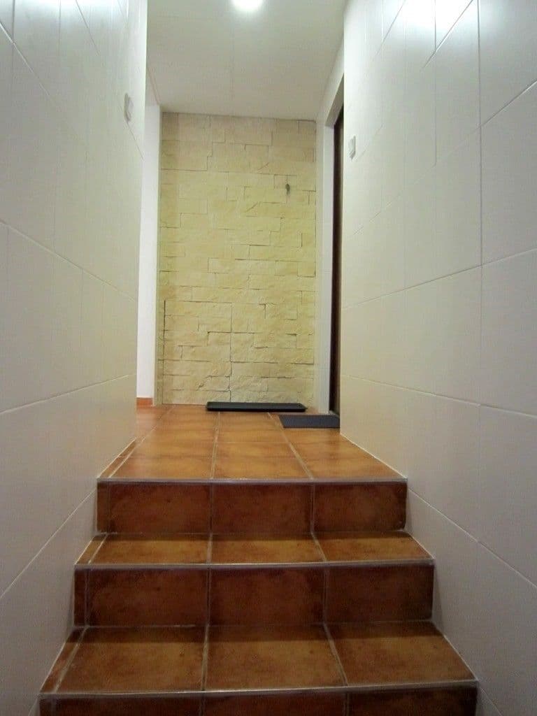 Prenájom bytu 1-izbový 33 m², Terronská, Praha, Praha Prenájom bytu 1-izbový 33 m², Terronská, Praha, Praha