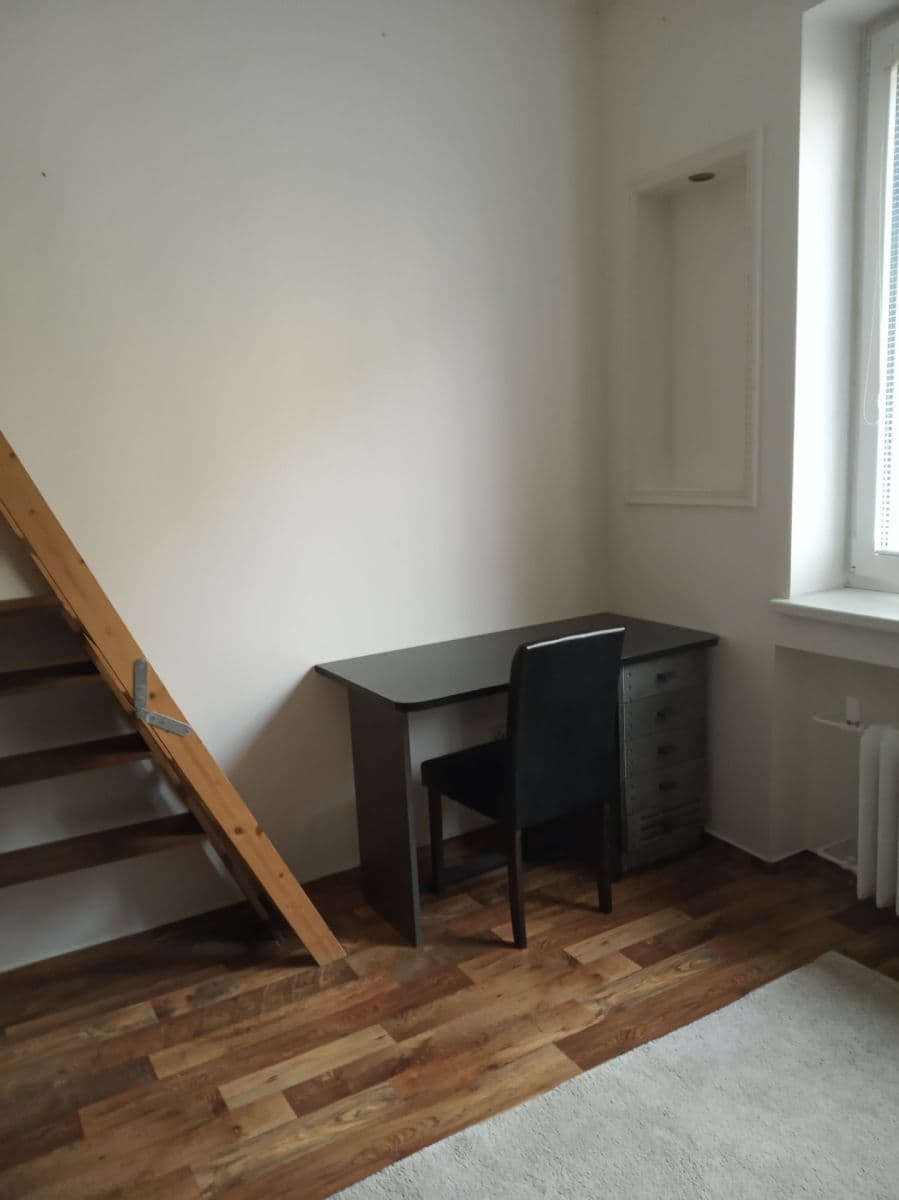 Prenájom bytu 1-izbový 22 m², U Smaltovny, Praha, Praha Prenájom bytu 1-izbový 22 m², U Smaltovny, Praha, Praha