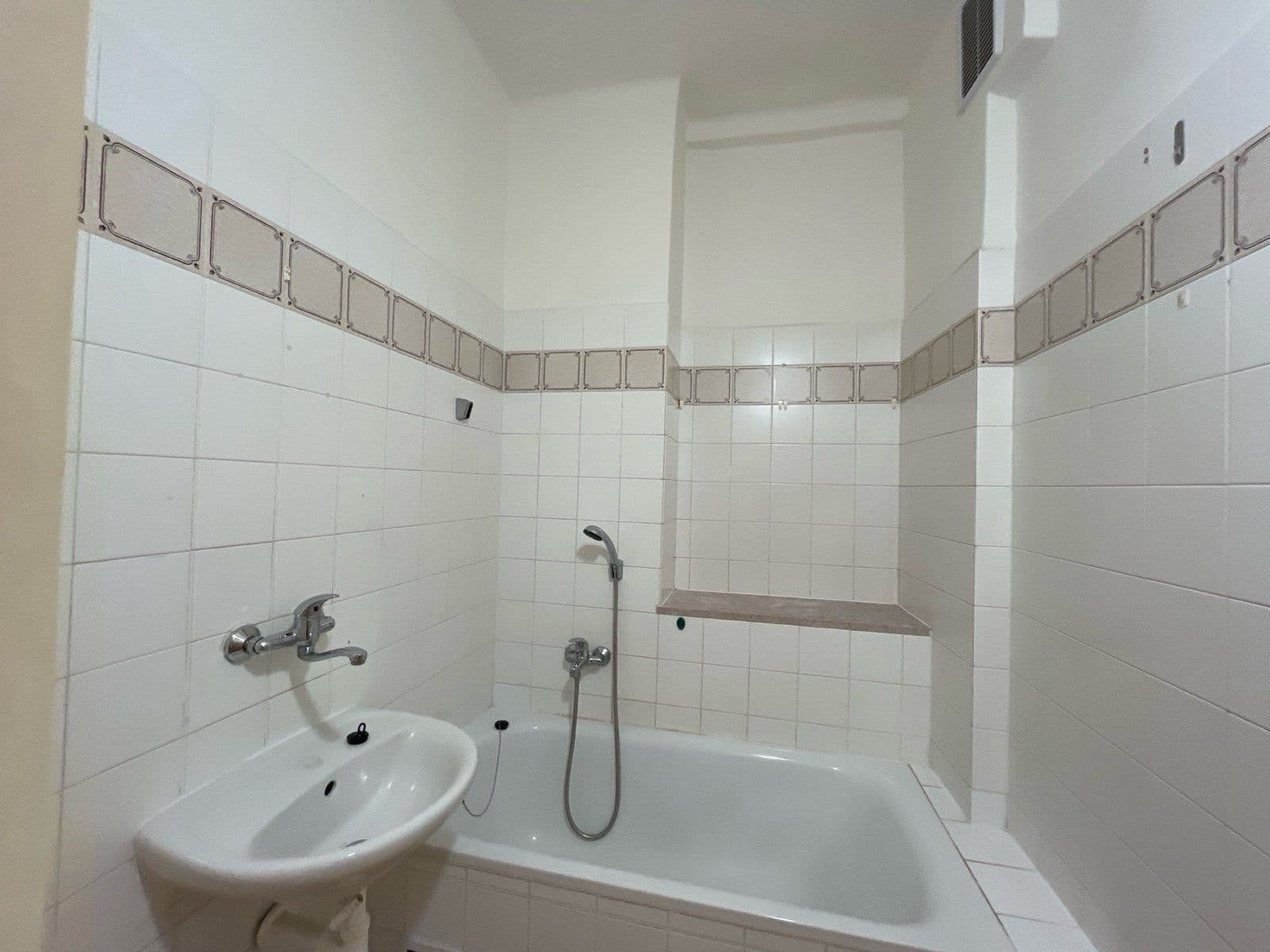 Prenájom bytu 3-izbový 73 m², Zelená, Ostrava, Moravskoslezský kraj Prenájom bytu 3-izbový 73 m², Zelená, Ostrava, Moravskoslezský kraj