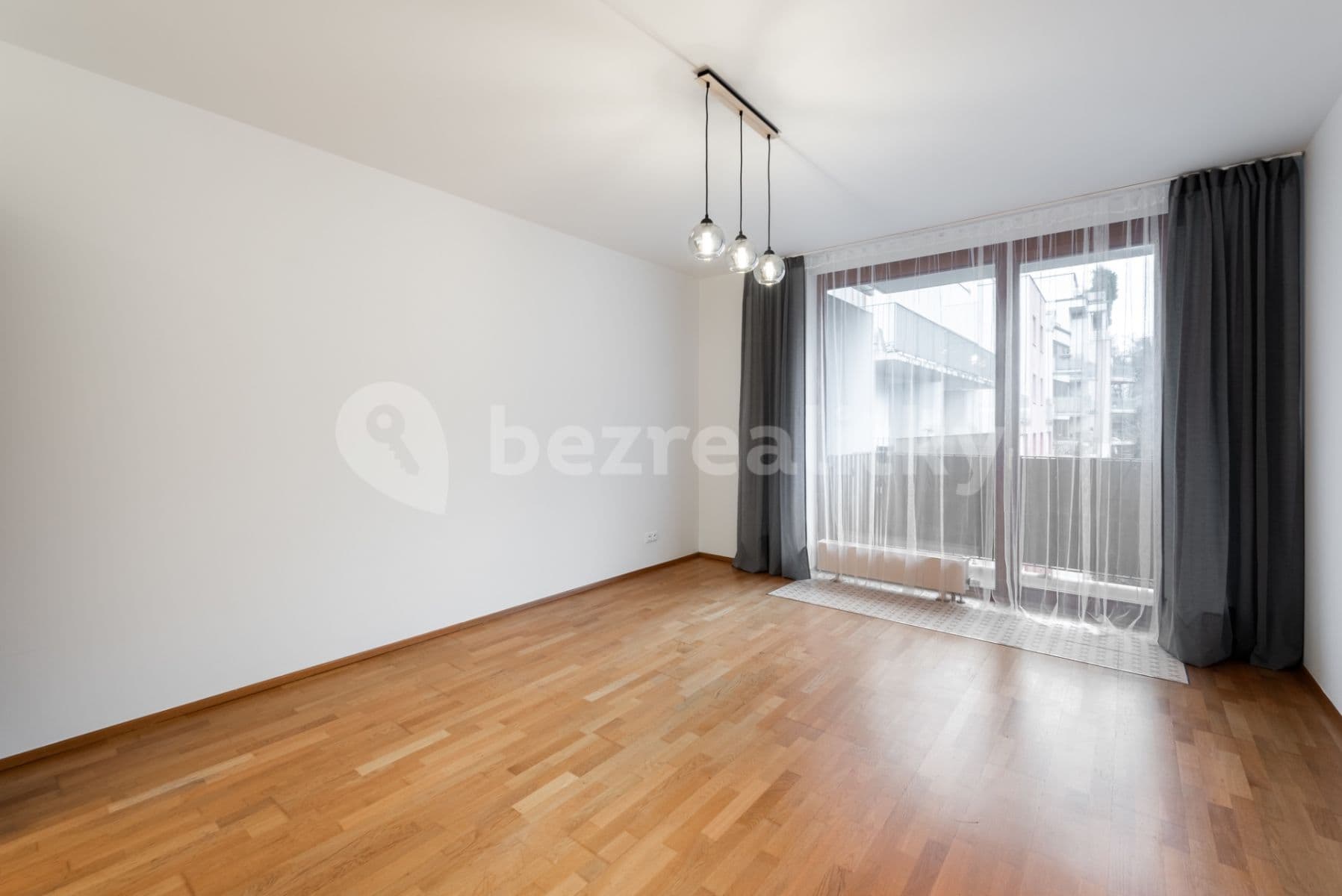 Prenájom bytu 2-izbový 49 m², Jeseniova, Praha, Praha Prenájom bytu 2-izbový 49 m², Jeseniova, Praha, Praha