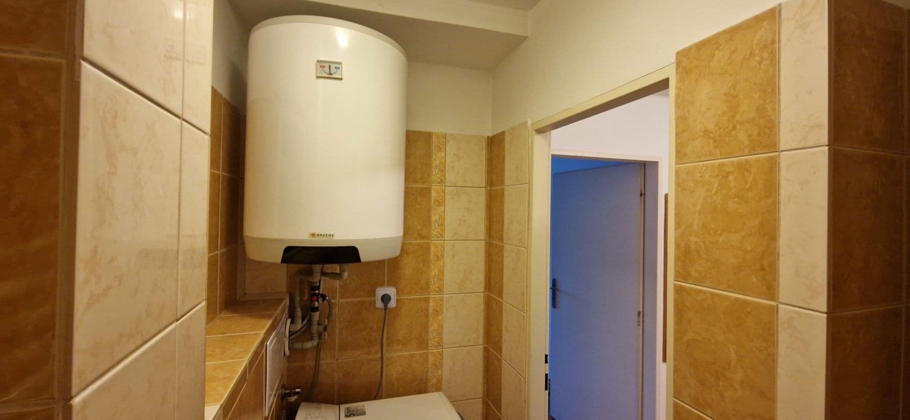 Prenájom bytu 1-izbový 30 m², Krátká, Praha, Praha Prenájom bytu 1-izbový 30 m², Krátká, Praha, Praha