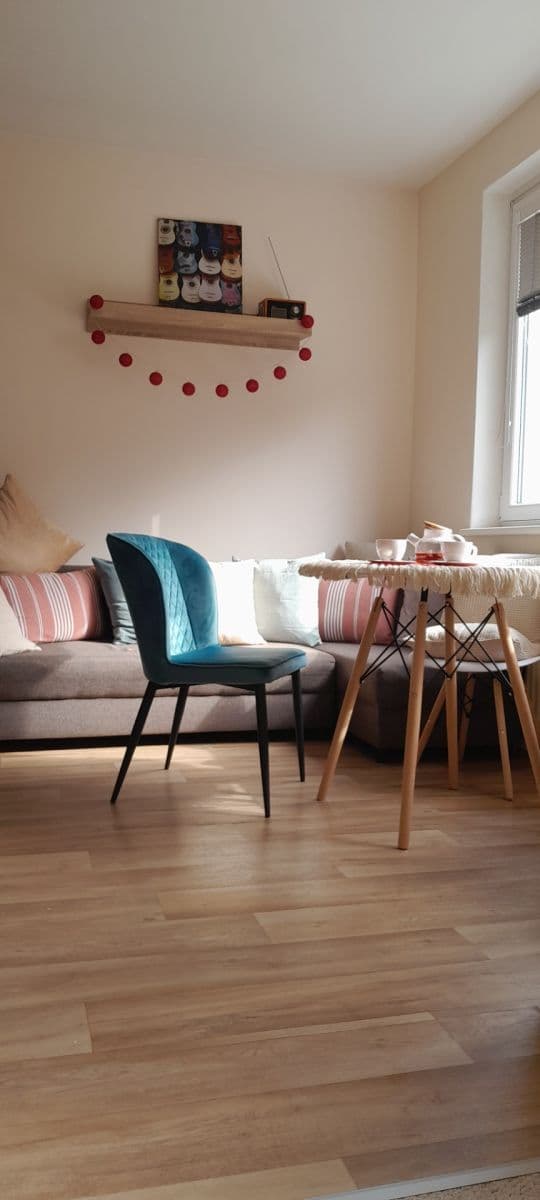 Predaj bytu 1-izbový 36 m², Sportovní, Loket, Karlovarský kraj Predaj bytu 1-izbový 36 m², Sportovní, Loket, Karlovarský kraj