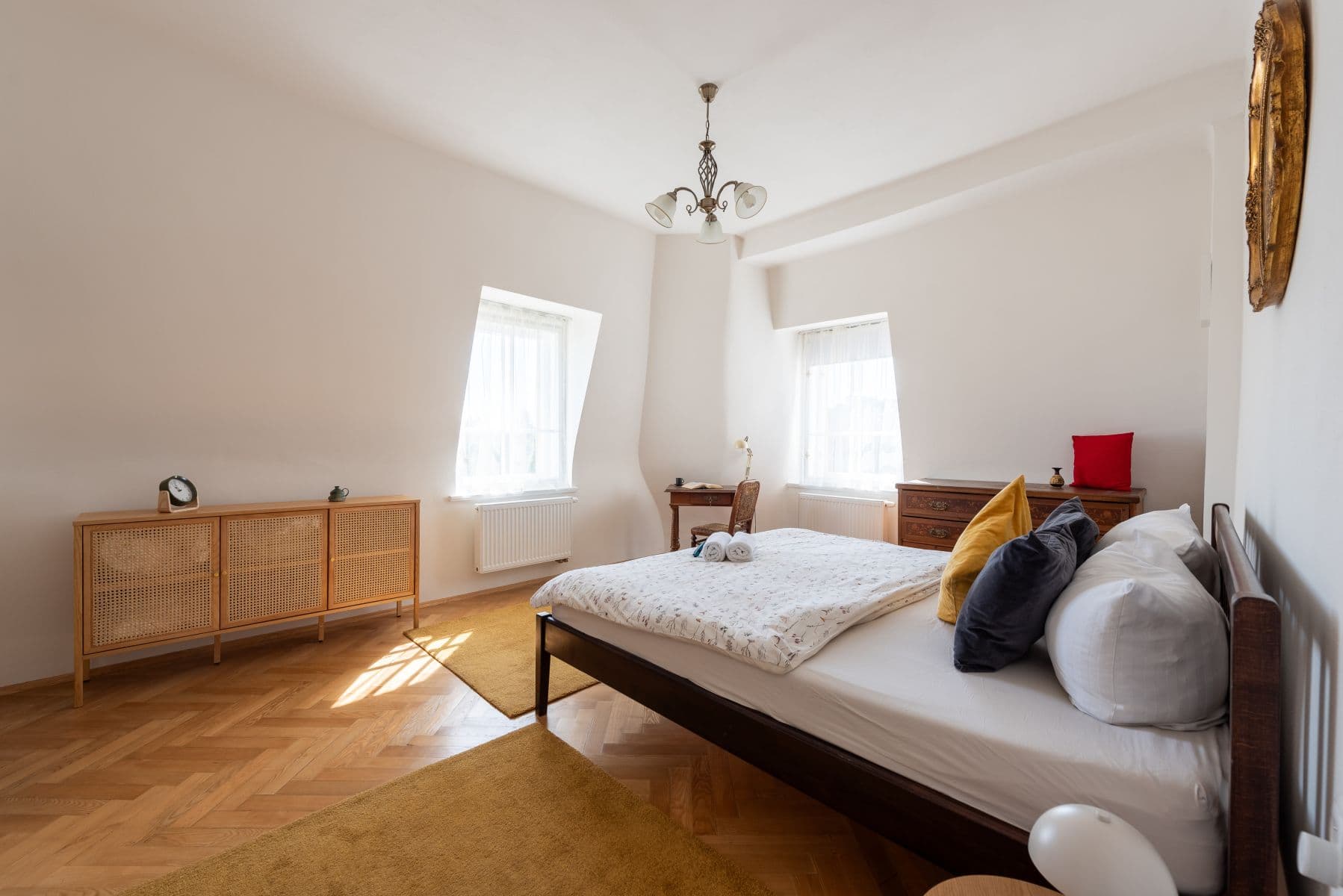 Prenájom bytu 90 m², Lomená, Praha, Praha Prenájom bytu 90 m², Lomená, Praha, Praha